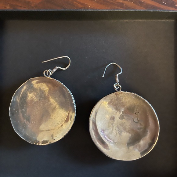 Beautiful inlaid turquoise earrings - Picture 3 of 6